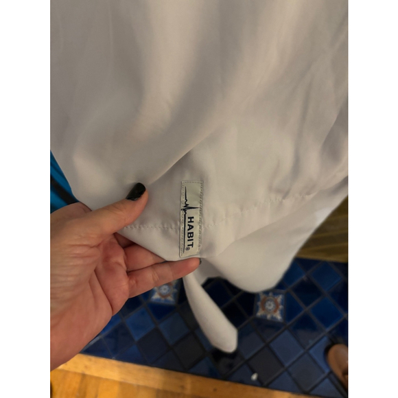 Men's Habit Shirt L/G Light Gray - Picture 4 of 5